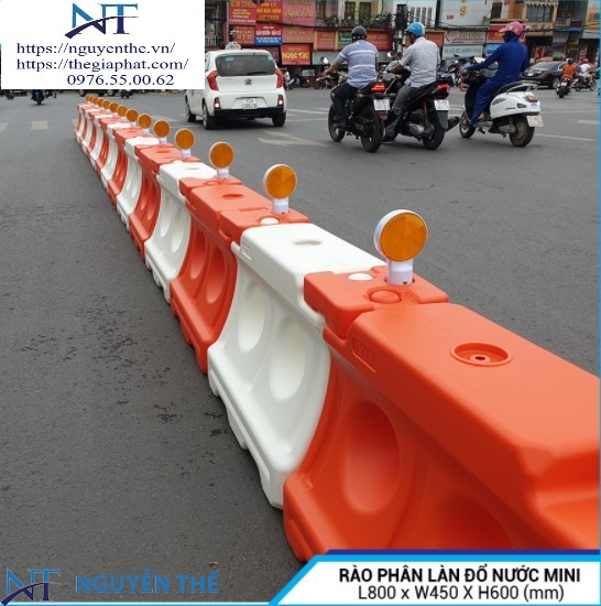 Rào phân làn đổ nước mini